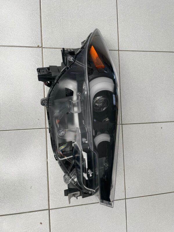 FARO DERCHO MAZDA CX5